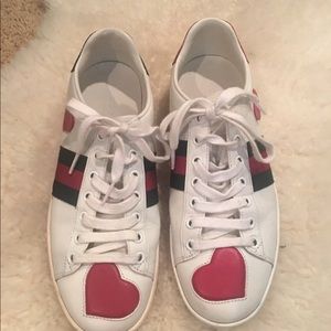 gucci heart ace sneakers
